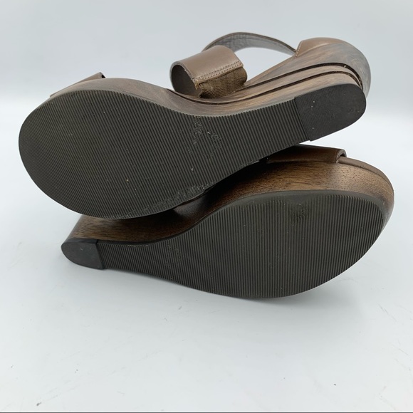 Diane Von Furstenberg Opal Brown Leather Wooden Wedges! size 7M! Worn Only Once! - Picture 12 of 16